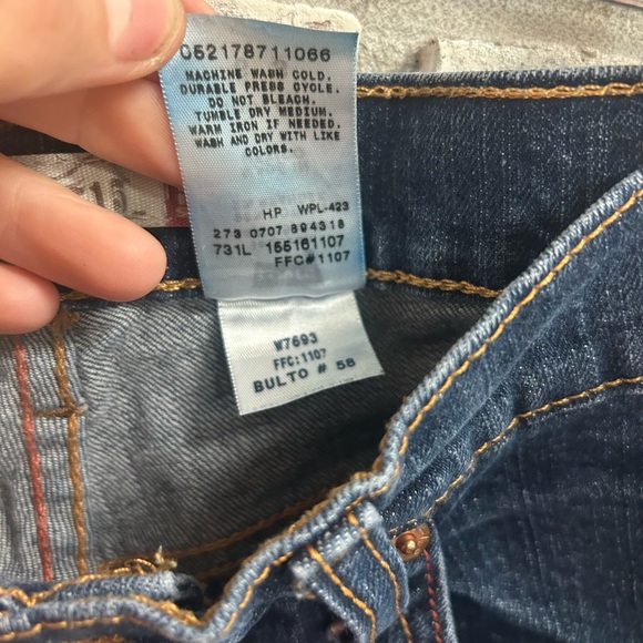 Levi ladies 6 dark denim bootcut jeans - Picture 6 of 9